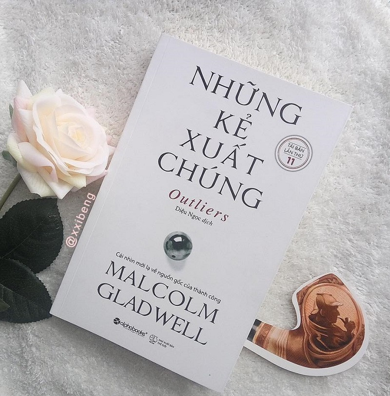 Đọc như một tỷ phú: 25 cuốn sách mà Charlie Munger khuyên bạn nên đọc