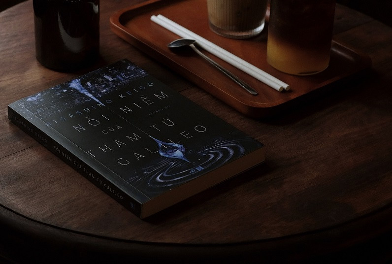 Review sách Nỗi niềm của thám tử Galileo &#8211; Higashino Keigo