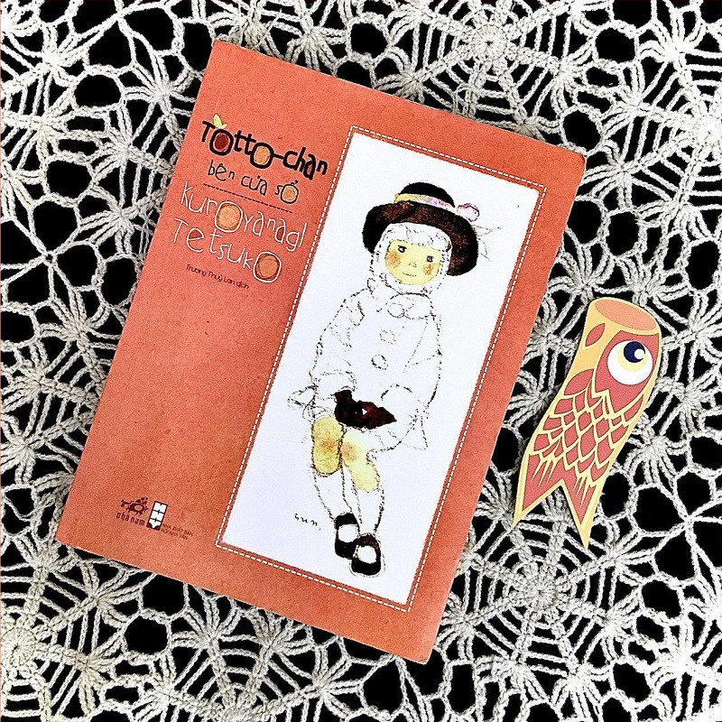 Review sách Totto-chan bên cửa sổ &#8211; Kuroyanagi Tetsuko