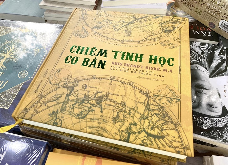 7 cuốn sách chiêm tinh học giúp mở rộng chân trời tri thức của bạn