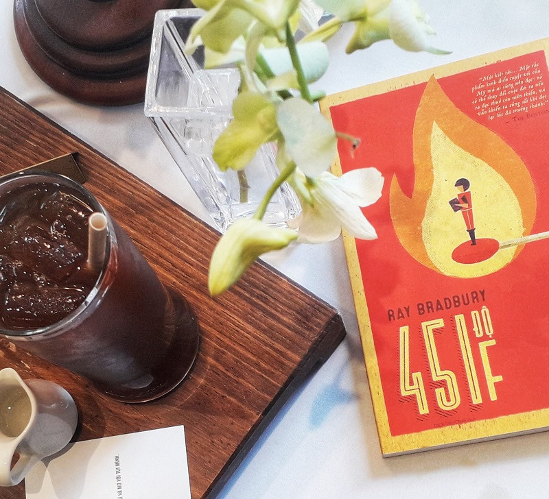 Review sách 451 độ F &#8211; Ray Bradbury