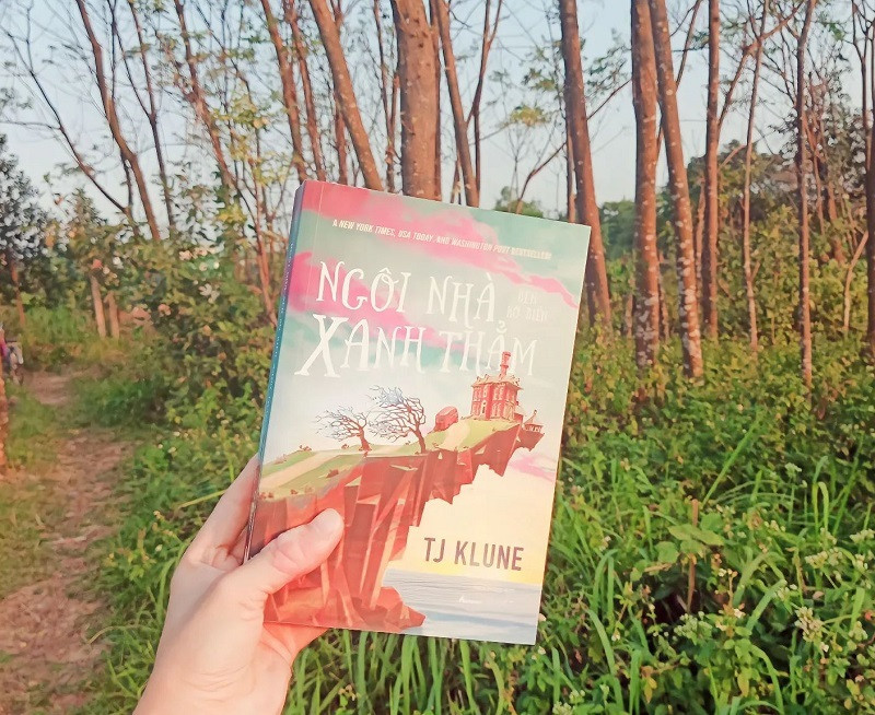 Review sách Ngôi nhà bên bờ biển xanh thẳm &#8211; TJ Klune