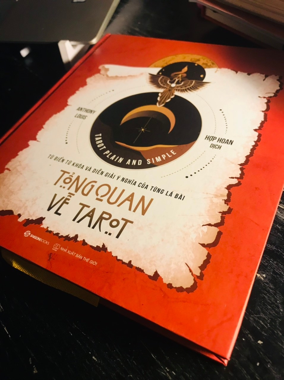 Review sách Tổng quan về Tarot &#8211; Anthony Louis